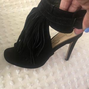Jessica Simpson black heels
